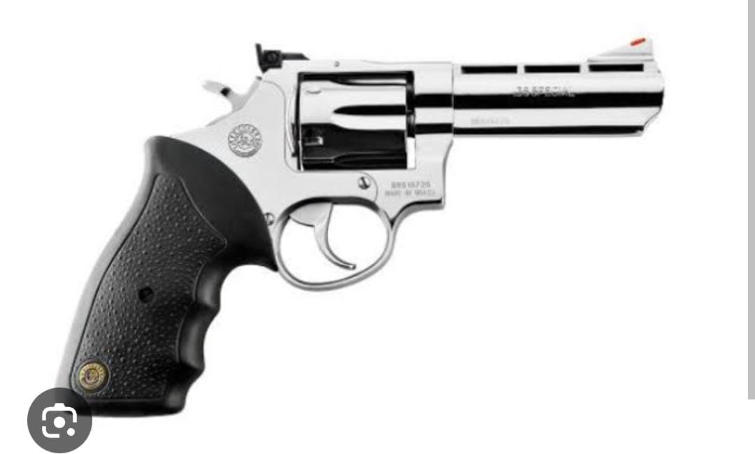 Revólver Taurus 889 4" Cal 38SPL Inox alto brilho